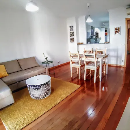 Apartamento Cardeal's Nest